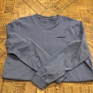 Patagonia men’s long sleeve T-shirt Large